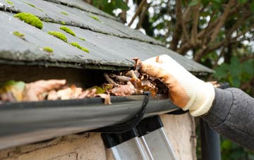 gutter cleaning The Hythe, Essex